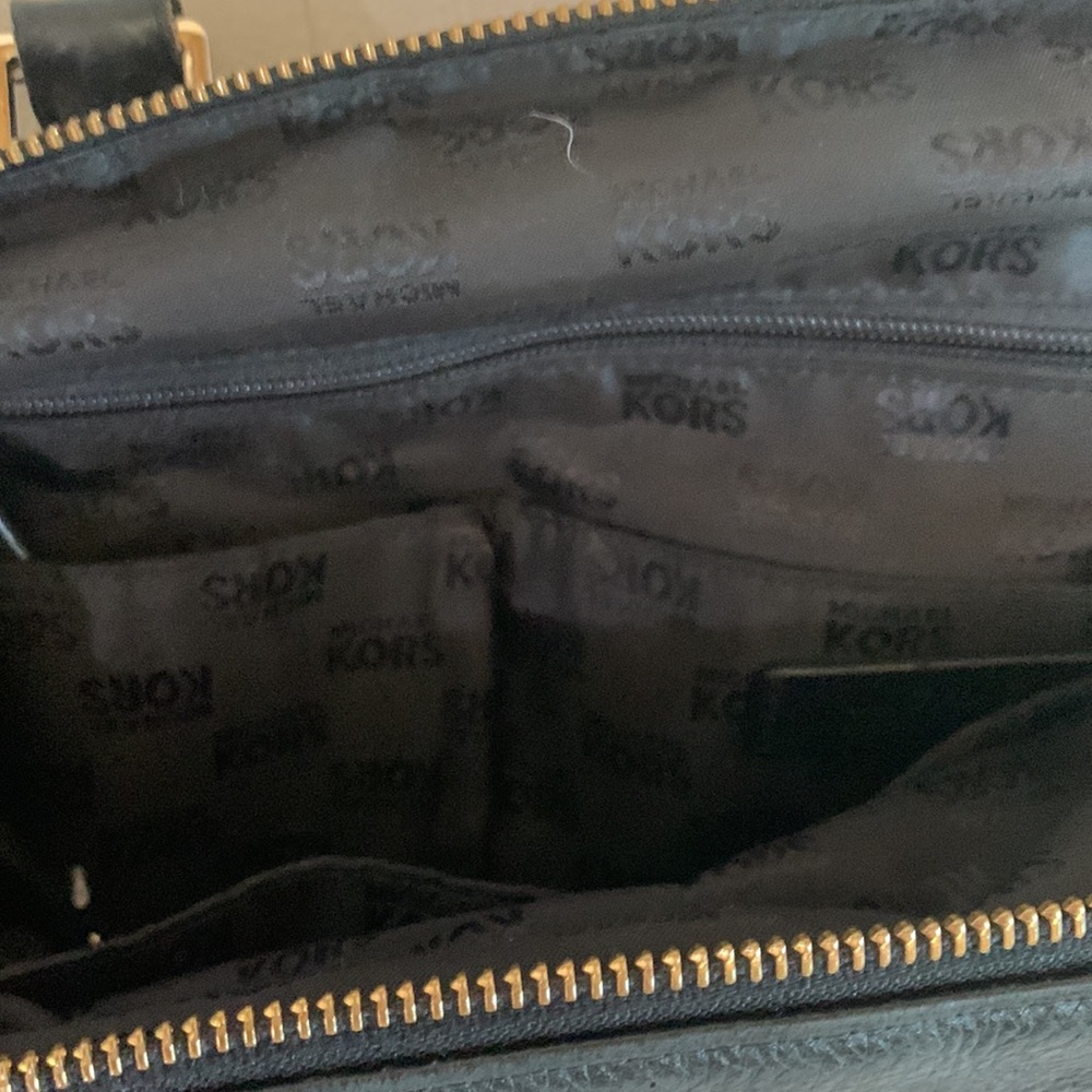 Michael Kors handbag - Picture 7 of 8